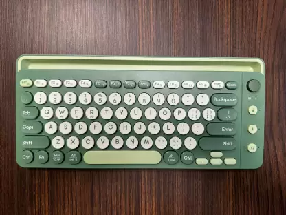 Wireless Multi-device Keyboard For CPU, Mobile and Tablet